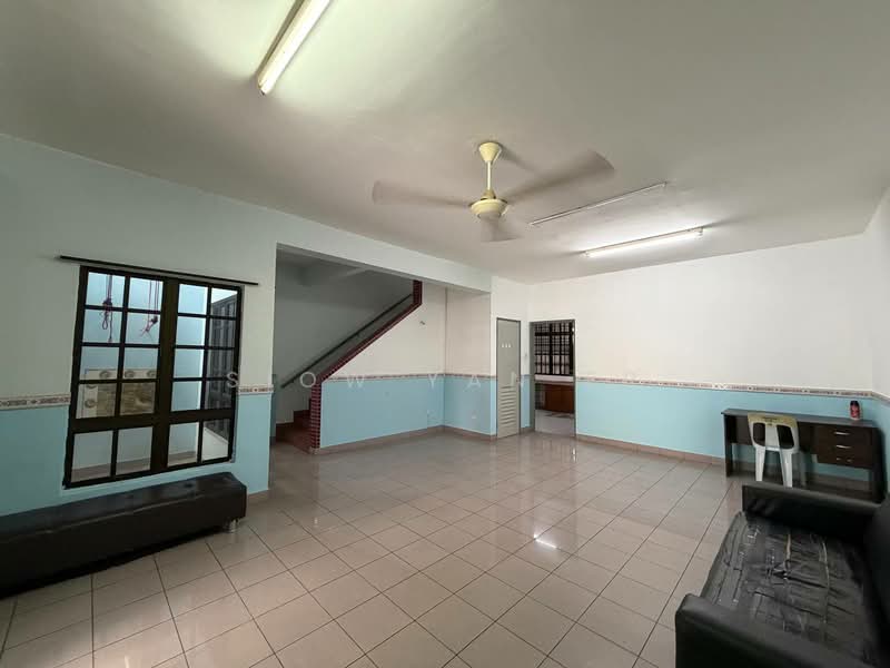 Rumah Teres 2 Tingkat untuk Dijual di Permas Jaya (Johor Bahru) - Siow Yan Er - Living Room - PropertyGuru.com.my