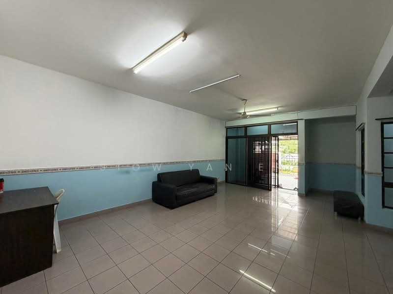 Rumah Teres 2 Tingkat untuk Dijual di Permas Jaya (Johor Bahru) - Siow Yan Er - Living Room - PropertyGuru.com.my