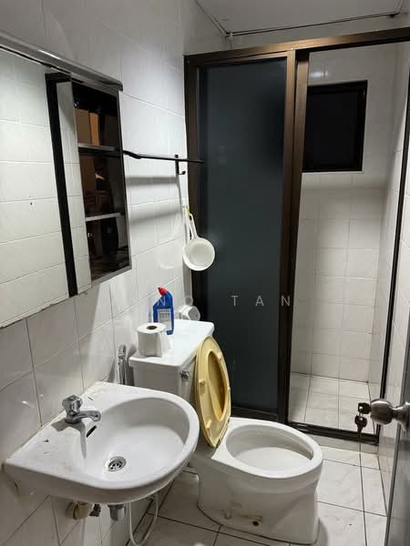 Service Residence for Rent at Chonglin Plaza - Jeno Tan - Bathroom - PropertyGuru.com.my