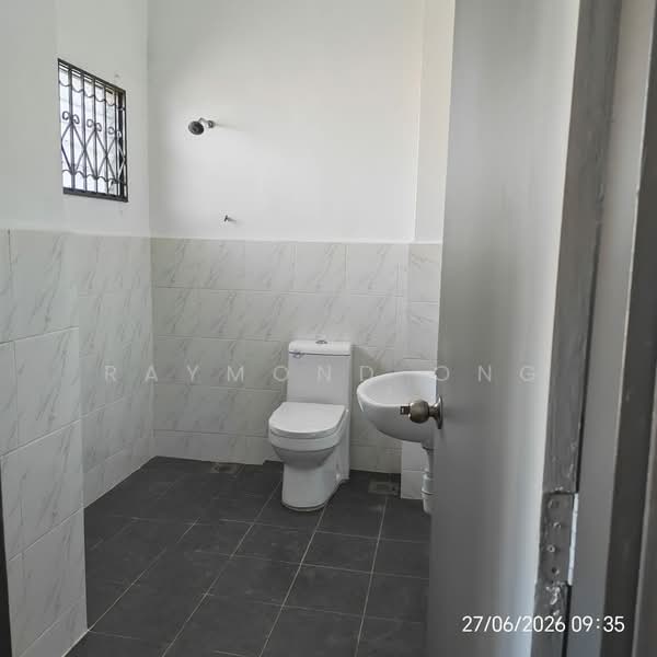 2-storey Terraced House for Sale in Taman Sri Bahtera (Cheras) - Raymond Ong - Bathroom - PropertyGuru.com.my