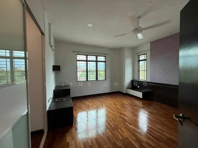 Rumah Berkembar untuk Dijual di Bukit Sungai Long (Kajang) - Selene Chong - PropertyGuru.com.my