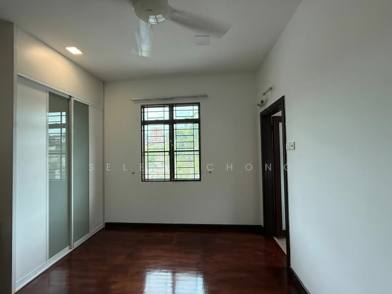 Rumah Berkembar untuk Dijual di Bukit Sungai Long (Kajang) - Selene Chong - PropertyGuru.com.my