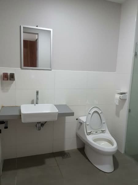 Semi-Detached House for Rent in Kuching (Sarawak) - Jeno Tan - Bathroom - PropertyGuru.com.my
