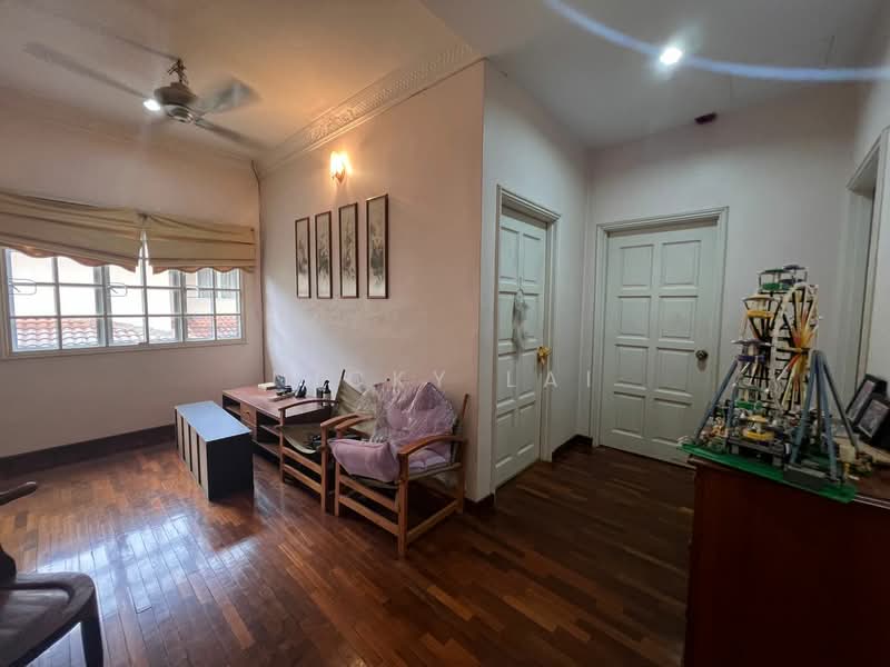 Bungalow for Sale in Bandar Country Homes (Rawang) - Nicky Lai - Living Room - PropertyGuru.com.my