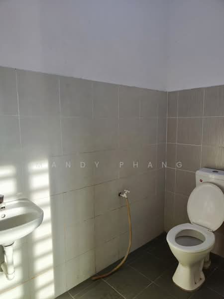 1-storey Terraced House for Rent in Chemor (Perak) - Mandy Phang - Bathroom - PropertyGuru.com.my