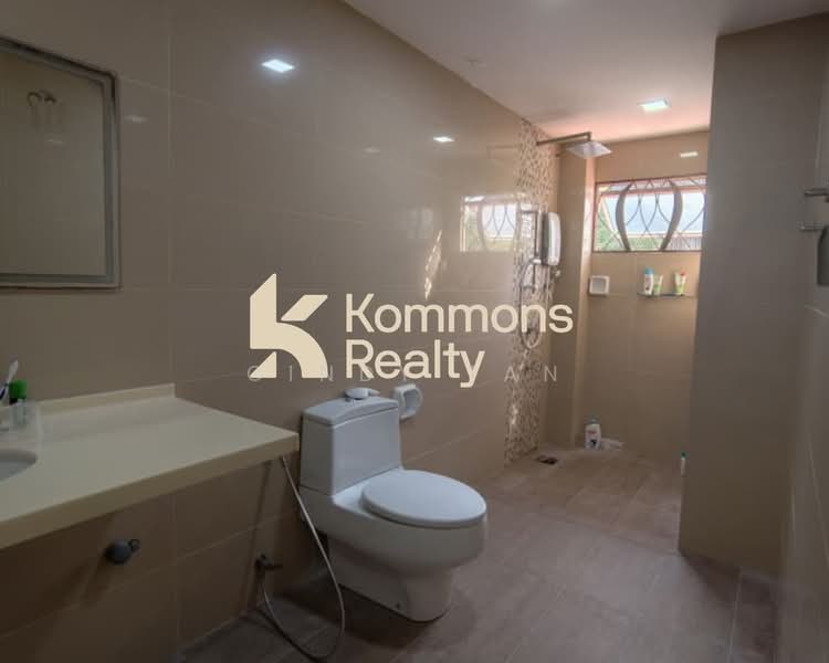 Rumah Teres 2 Tingkat untuk Dijual di Bangsar (Kuala Lumpur) - Cindy Tan - Bathroom - PropertyGuru.com.my