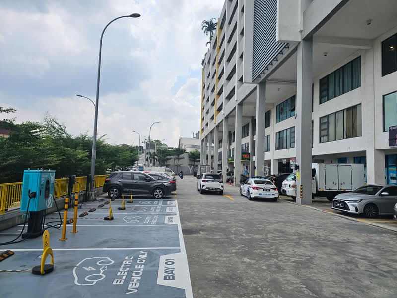 Shop for Rent in Balakong (Selangor) - Sum Yeong - Car Park - PropertyGuru.com.my