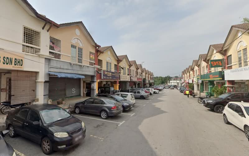 Shop for Rent in Taman Putra Budiman (Balakong) - Sum Yeong - Exterior - PropertyGuru.com.my