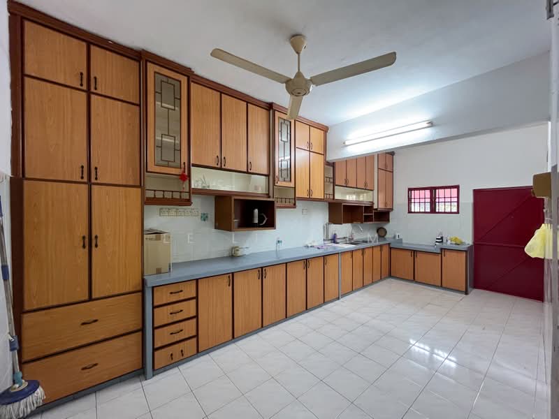 2-storey Terraced House for Sale in Island Glades (Jelutong) - Ee Lin Lim - PropertyGuru.com.my