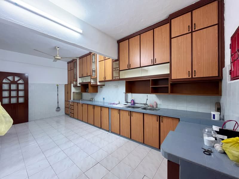2-storey Terraced House for Sale in Island Glades (Jelutong) - Ee Lin Lim - PropertyGuru.com.my
