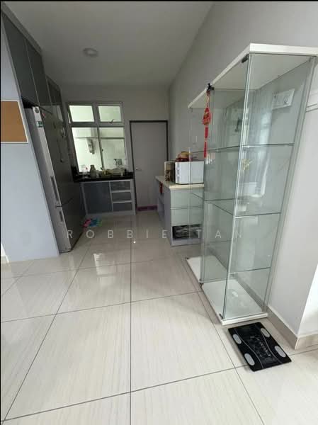 Service Residence for Sale at Manhattan - Robbie Tan - Kitchen - PropertyGuru.com.my