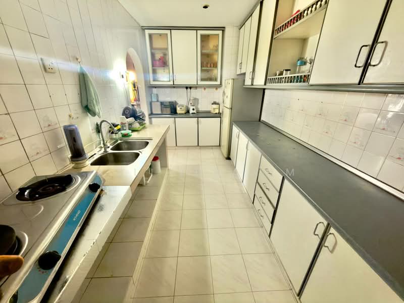 Kondominium untuk Dijual di Le Jardine Condominium - Azli Ibrahim - Kitchen - PropertyGuru.com.my