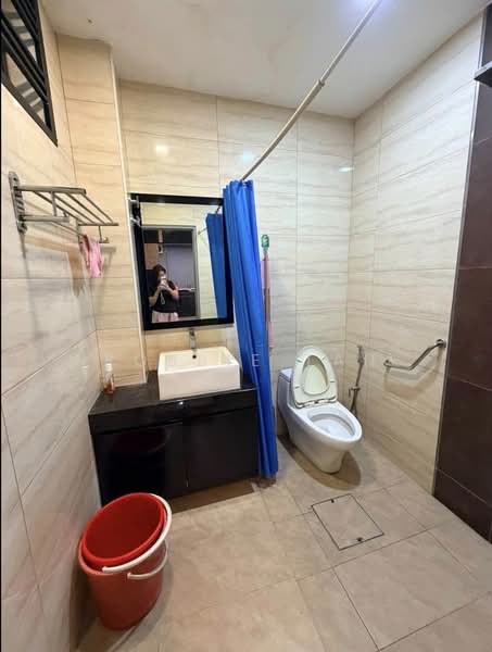 Rumah Teres 2 Tingkat untuk Dijual di Taman Megah Ria (Masai) - Robbie Tan - Bathroom - PropertyGuru.com.my