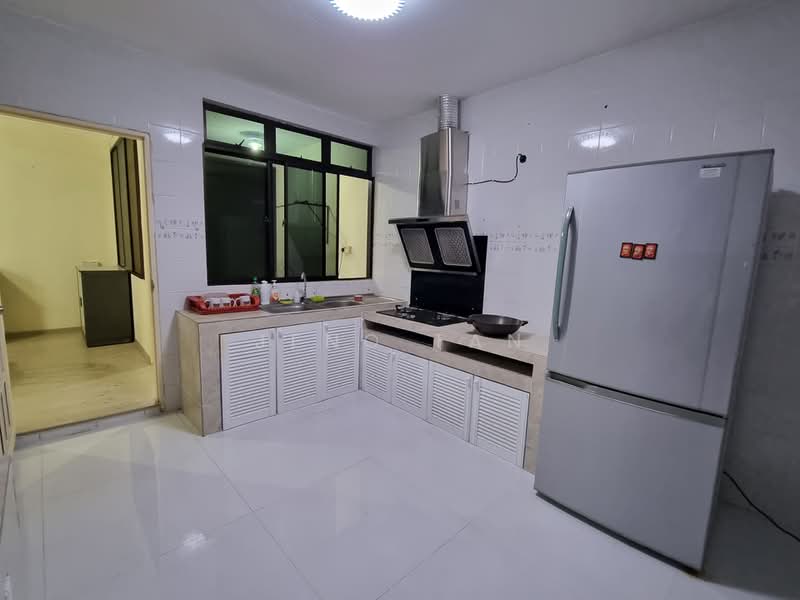 Semi-Detached House for Rent in Kuching (Sarawak) - Jeno Tan - Kitchen - PropertyGuru.com.my