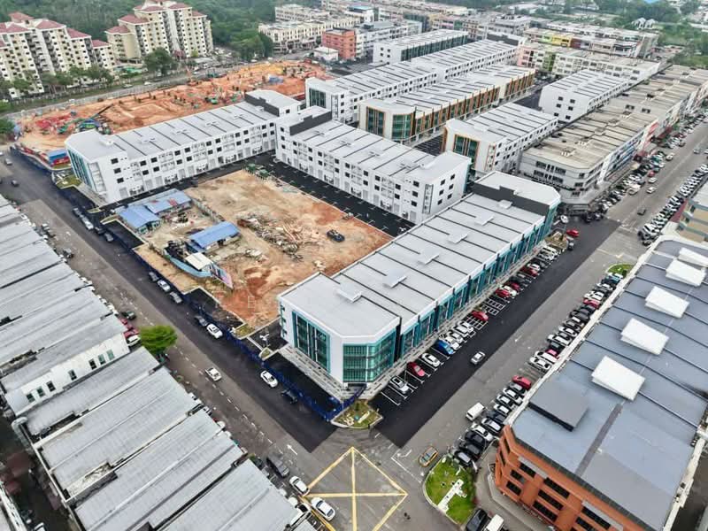 Rumah Niaga untuk Dijual di Bandar Baru Permas Jaya (Permas Jaya) - Kelly Wai - Exterior - PropertyGuru.com.my
