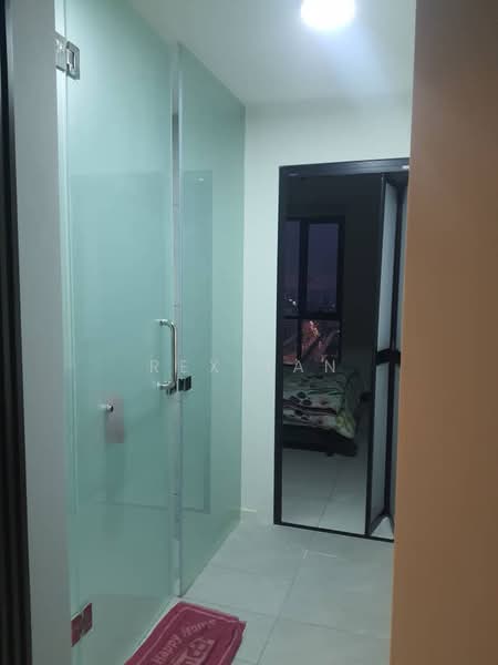 Servis Apartment untuk Disewa di Emerald 9 - Rex Tan - Bathroom - PropertyGuru.com.my