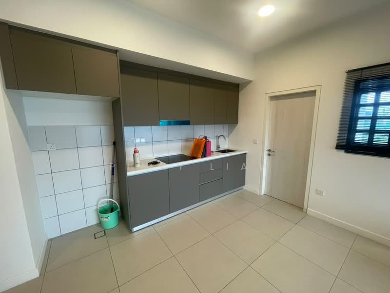 Servis Apartment untuk Dijual di Maya Ara Residences - Pinky Liaw - Kitchen - PropertyGuru.com.my