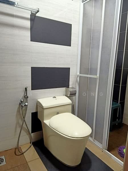 Rumah Teres 2 Tingkat untuk Dijual di Kepong Baru (Kepong) - Jasmine Ong - Bathroom - PropertyGuru.com.my