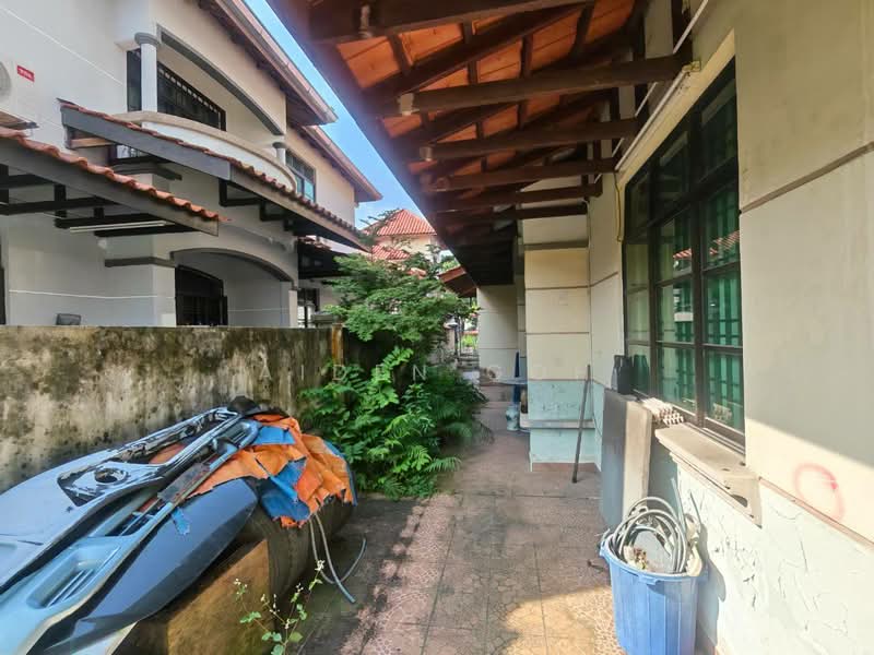 Rumah Berkembar untuk Dijual di Taman Pelangi Indah (Ulu Tiram) - Aiden Goh - PropertyGuru.com.my