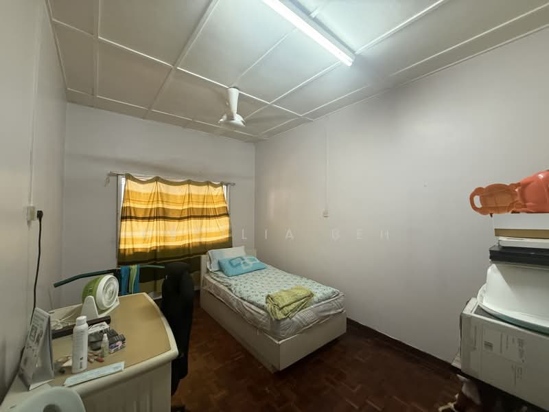 Rumah Teres 1 Tingkat untuk Dijual di SS1 (Petaling Jaya) - Cecilia Beh - Bedroom - PropertyGuru.com.my