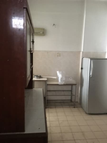 Pangsapuri untuk Dijual di Suria Kipark Damansara - Jin Hao - Kitchen - PropertyGuru.com.my