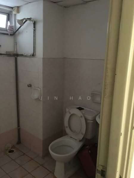 Pangsapuri untuk Dijual di Suria Kipark Damansara - Jin Hao - Bathroom - PropertyGuru.com.my