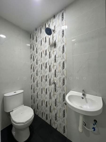 Rumah Teres 1 Tingkat untuk Dijual di Johor Bahru (Johor) - Joanne Yong - Bathroom - PropertyGuru.com.my