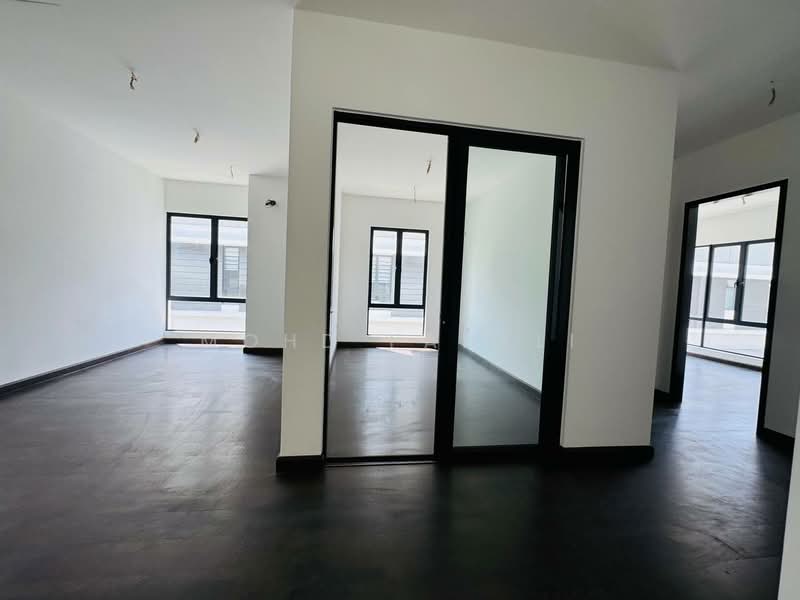 Semi-Detached House for Sale in Elmina (Shah Alam) - Mohd Fadzli - Interior - PropertyGuru.com.my