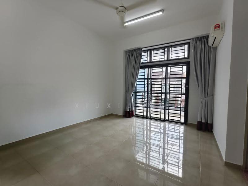 2-storey Terraced House for Sale in Taman Nusa Sentral (Iskandar Puteri (Nusajaya)) - Xiuxiu Ng - Living Room - PropertyGuru.com.my