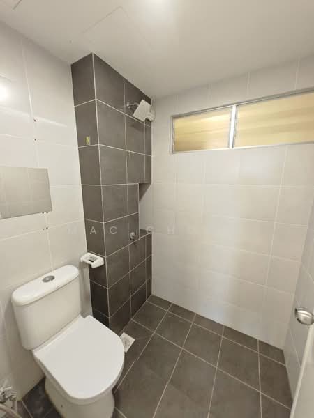 Condominium for Sale at D' Camellia - Mac Chong - Bathroom - PropertyGuru.com.my