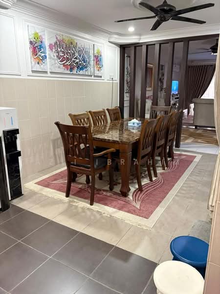 Rumah Teres 2 Tingkat untuk Dijual di Seksyen 8 (Bangi) - Azli Ibrahim - Dining Room - PropertyGuru.com.my