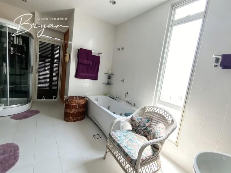 Rumah Banglo untuk Dijual di Taman Melawati (Ulu Kelang) - Adzura Zamedin - Bathroom - PropertyGuru.com.my