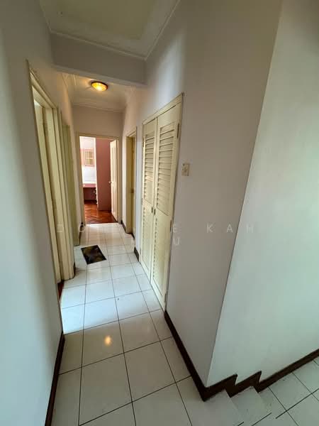 Kondominium untuk Disewa di Cameron Towers - Don Lee Kah Hou - Corridor - PropertyGuru.com.my