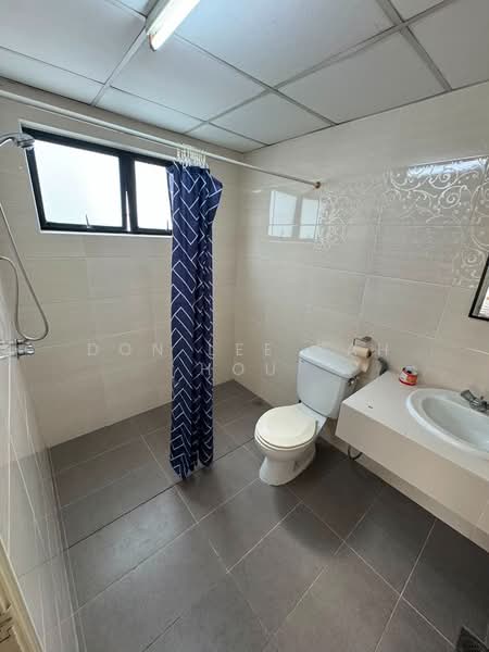 Kondominium untuk Disewa di Cameron Towers - Don Lee Kah Hou - Bathroom - PropertyGuru.com.my