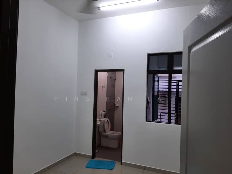 Rumah Teres 2 Tingkat untuk Dijual di Nilai (Negeri Sembilan) - Ping Han Lai - Bathroom - PropertyGuru.com.my