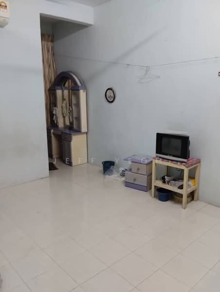 Rumah Teres 1 Tingkat untuk Dijual di Pokok Sena (Kedah) - Jeff Yeoh - Living Room - PropertyGuru.com.my