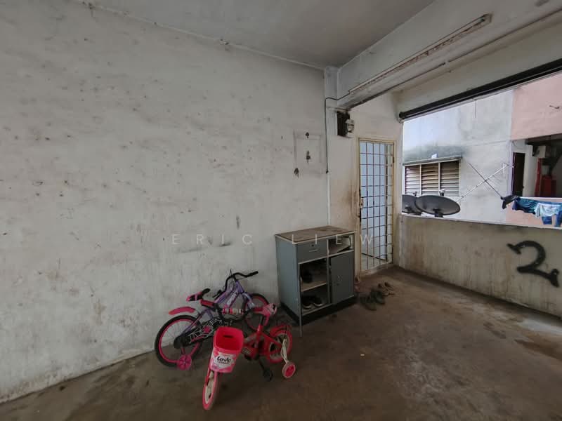 Flat for Sale at Kuchai Jaya Flat - Eric Liew - Exterior - PropertyGuru.com.my