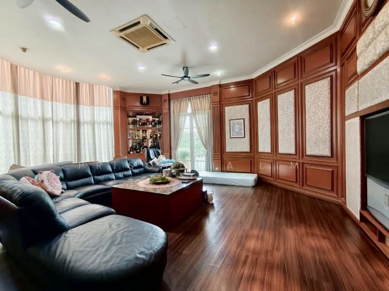 Bungalow for Sale in Taman Stulang Laut (Johor Bahru) - Priscillia Lim - PropertyGuru.com.my