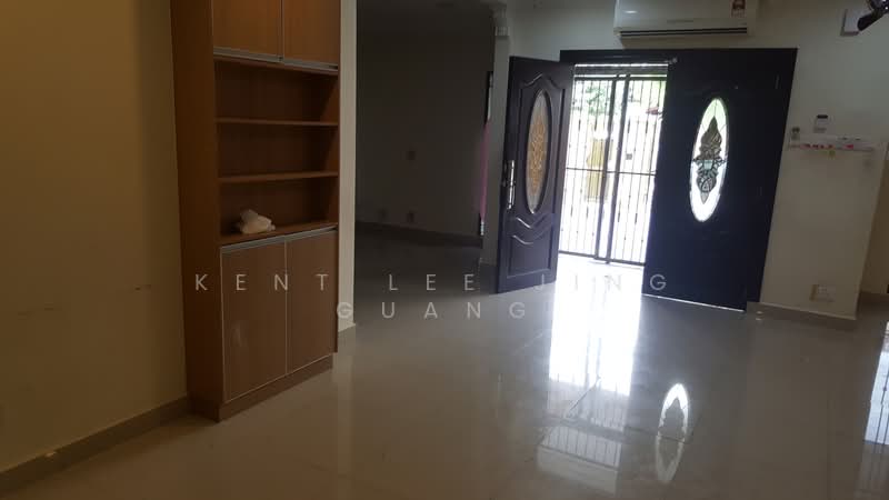 Rumah Teres 2 Tingkat untuk Dijual di Usj 3 (Subang Jaya) - Kent Lee Jing Guang - Entrance - PropertyGuru.com.my