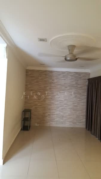 Rumah Teres 2 Tingkat untuk Dijual di Usj 3 (Subang Jaya) - Kent Lee Jing Guang - Living Room - PropertyGuru.com.my
