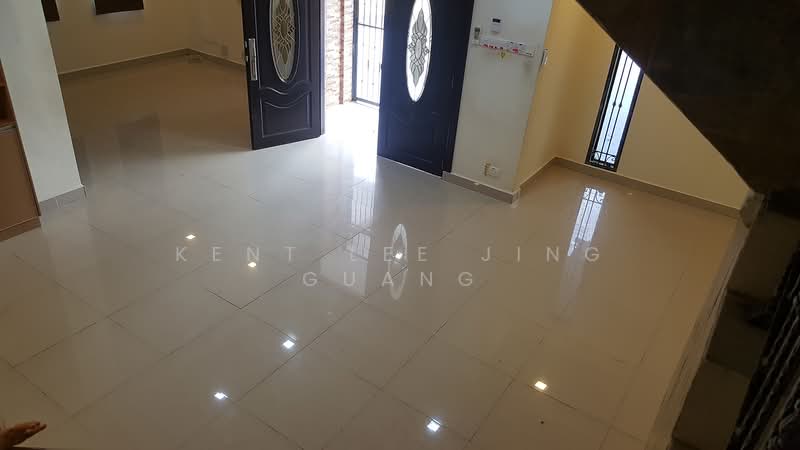 Rumah Teres 2 Tingkat untuk Dijual di Usj 3 (Subang Jaya) - Kent Lee Jing Guang - Entrance - PropertyGuru.com.my