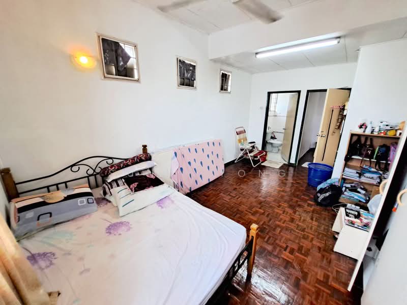 Terraced House for Sale in Bandar Kinrara Seksyen 1 (Bandar Kinrara) - SUNNY YONG - Bedroom - PropertyGuru.com.my
