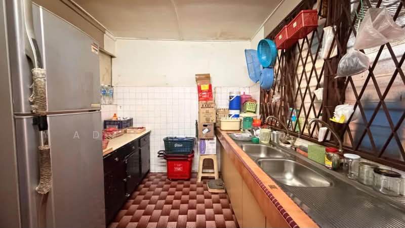 2-storey Terraced House for Sale in Damansara Heights (Damansara Heights) - Adzura Zamedin - Kitchen - PropertyGuru.com.my