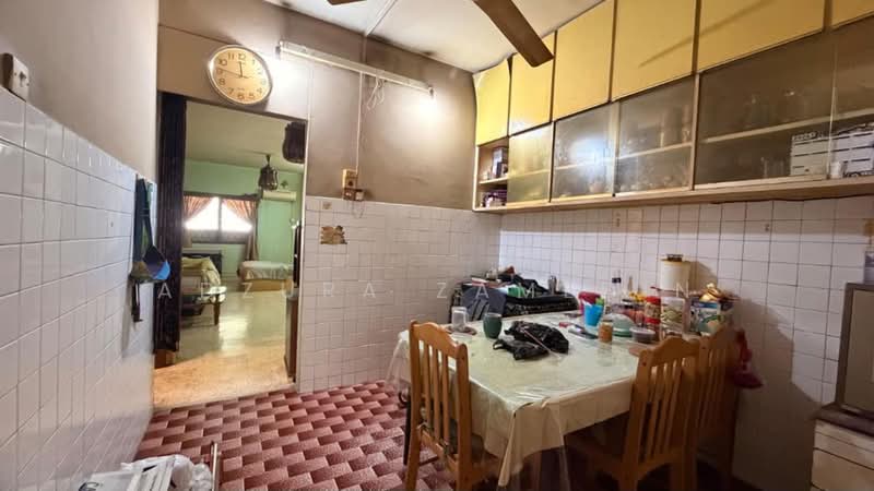 2-storey Terraced House for Sale in Damansara Heights (Damansara Heights) - Adzura Zamedin - Kitchen - PropertyGuru.com.my