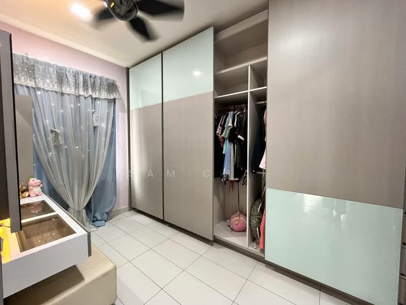 Cluster House for Sale in Setia Tropika (Johor Bahru) - Sam Chai - Bedroom - PropertyGuru.com.my