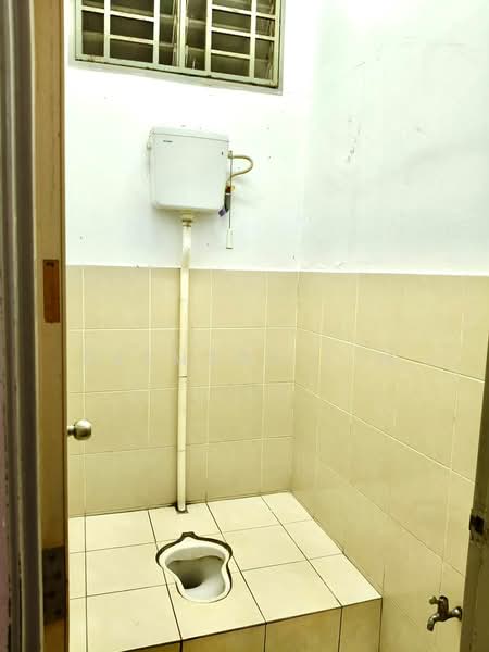 Shop / Office for Sale in Tebrau (Johor) - Desmond Lim - Bathroom - PropertyGuru.com.my