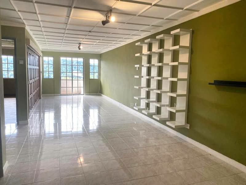 Condominium for Sale at Menara Mutiara - Azli Ibrahim - Living Room - PropertyGuru.com.my