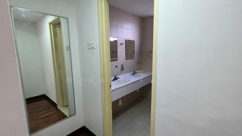 Condominium for Rent at Casa Tropicana - Winnie Fam - Bathroom - PropertyGuru.com.my
