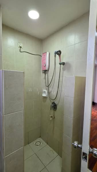 Condominium for Rent at Casa Tropicana - Winnie Fam - Bathroom - PropertyGuru.com.my