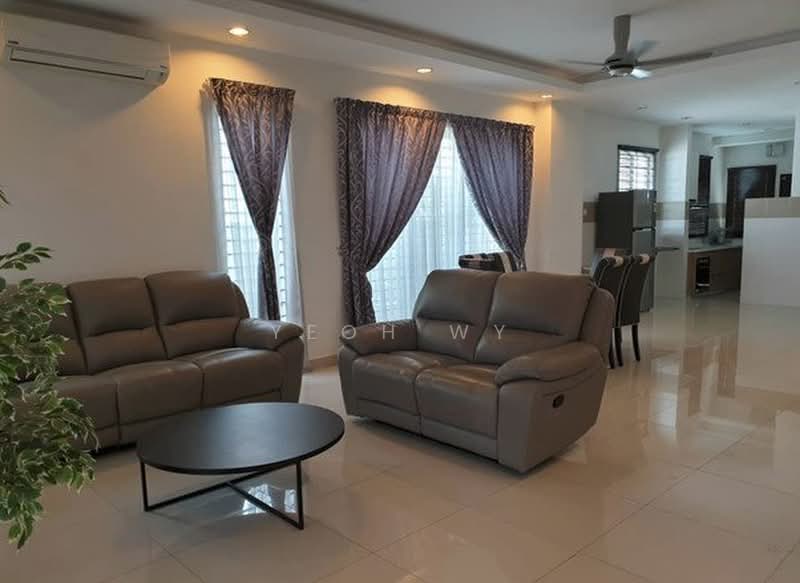 Rumah Teres 2 Tingkat untuk Dijual di Setia Indah 12 (Setia Alam) - Yeoh WY - Living Room - PropertyGuru.com.my